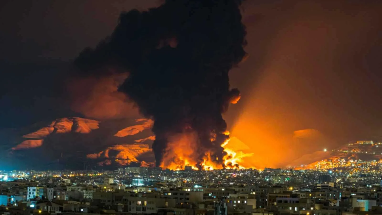 الضربات الأميركية تسفر عن مقتل 11 شخصاً على الأقل في إيران