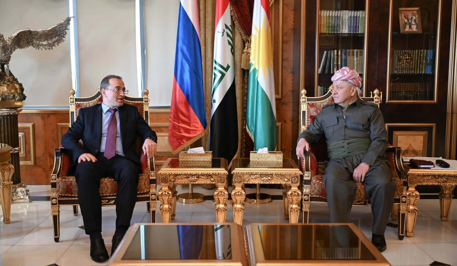 الرئيس بارزاني والسفير الروسي يبحثان في التوترات الإقليمية وتأثيراتها على مستقبل واستقرار العراق والمنطقة
