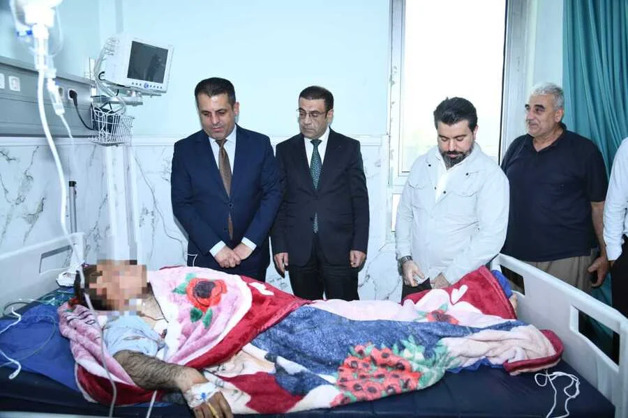 بتوصية من رئيس الحكومة.. وزير الصحة يتفقد جرحى حادث كركوك في مستشفيات أربيل
