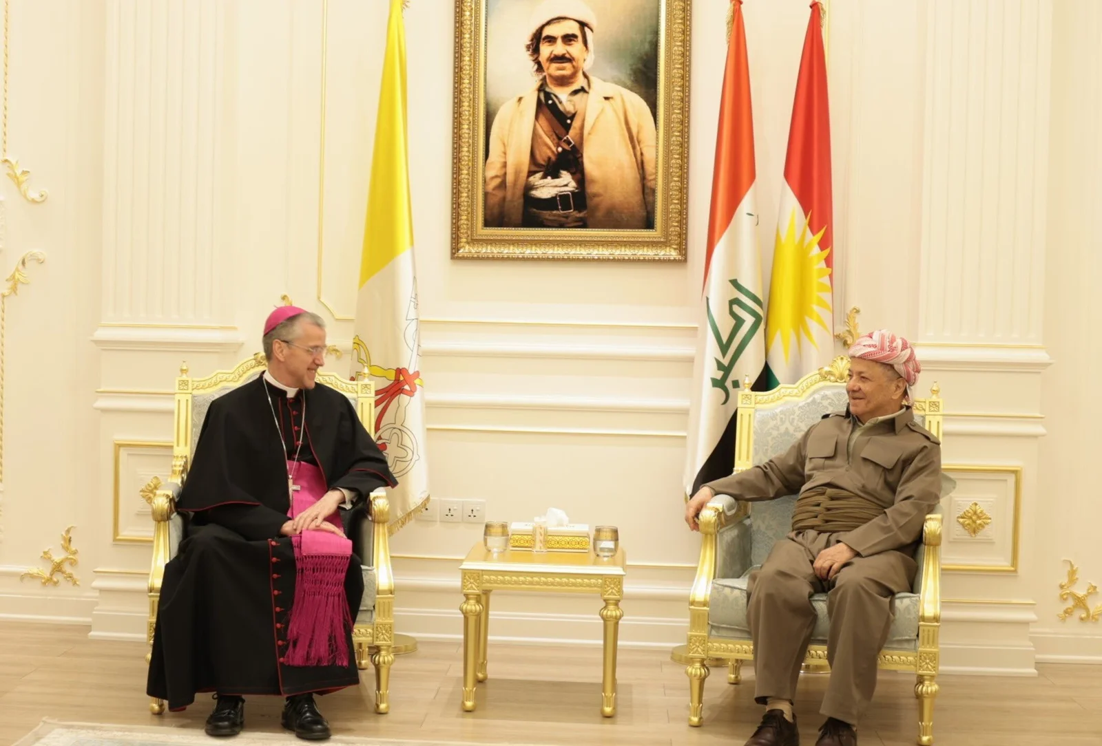 الرئيس بارزاني يستقبل سفير الفاتيكان الجديد لدى العراق
