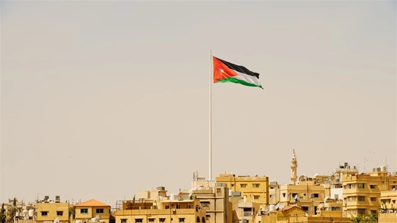 الجيش الأردني يعلن اعتراض خمسة صواريخ مصدرها ايران