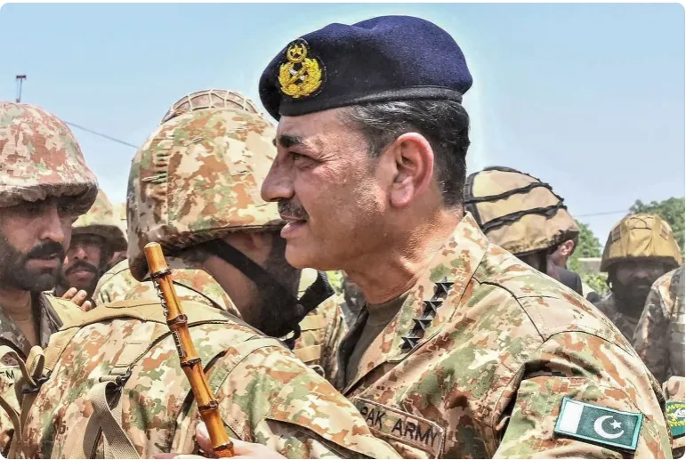 مع تعثر مفاوضات إنهاء الحرب.. قائد الجيش الباكستاني يزوير إيران غداً الإثنين