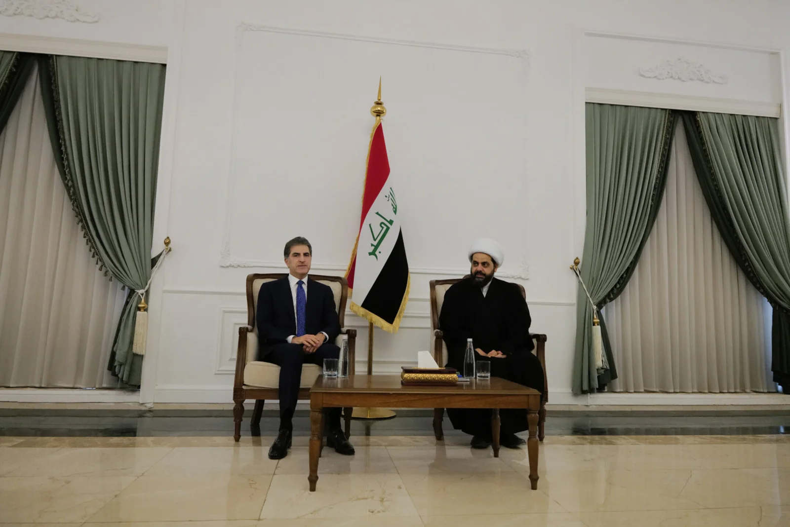 رئيس إقليم كوردستان يجتمع مع الأمين العام لحركة عصائب أهل الحق