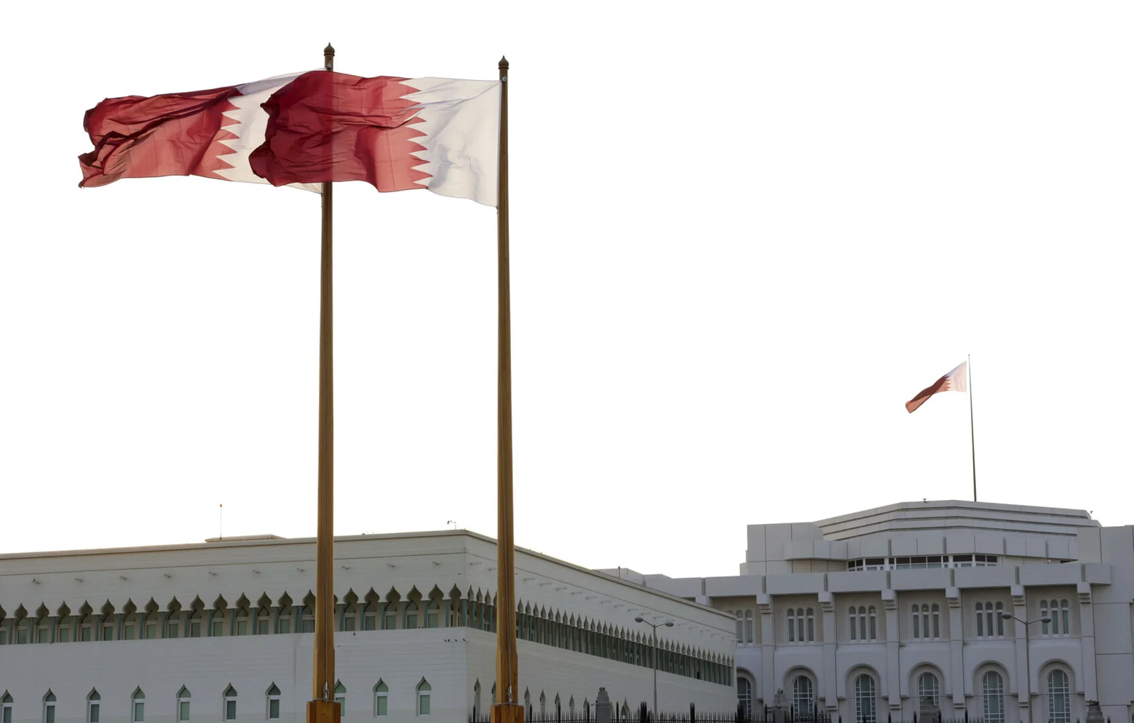 قطر تعوّل على اتفاق إيراني عُماني لإعادة واشنطن وطهران إلى طاولة المفاوضات