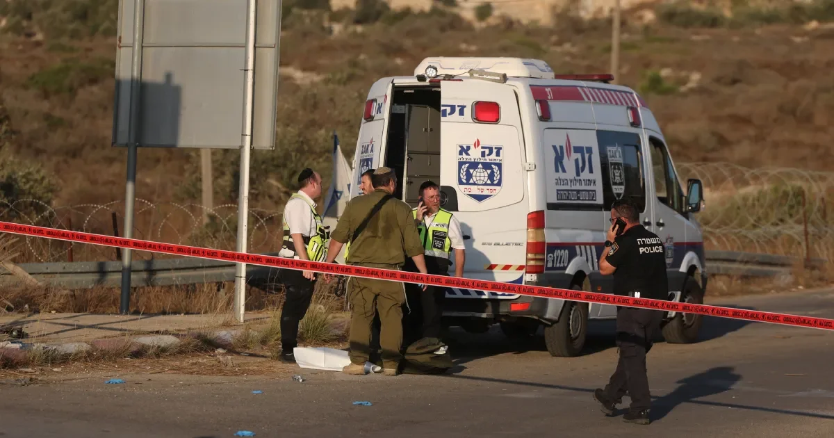 إصابة نجل سفير إسرائيل في واشنطن بجروح بليغة في عملية دهس قرب رام الله