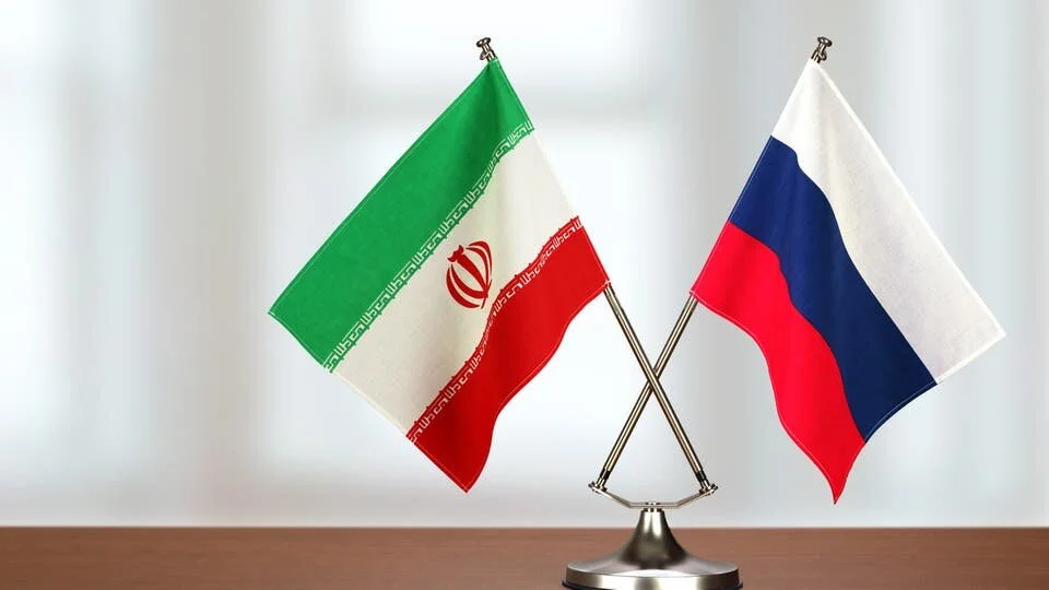 عراقجي يغادر إسلام آباد متوجها إلى موسكو