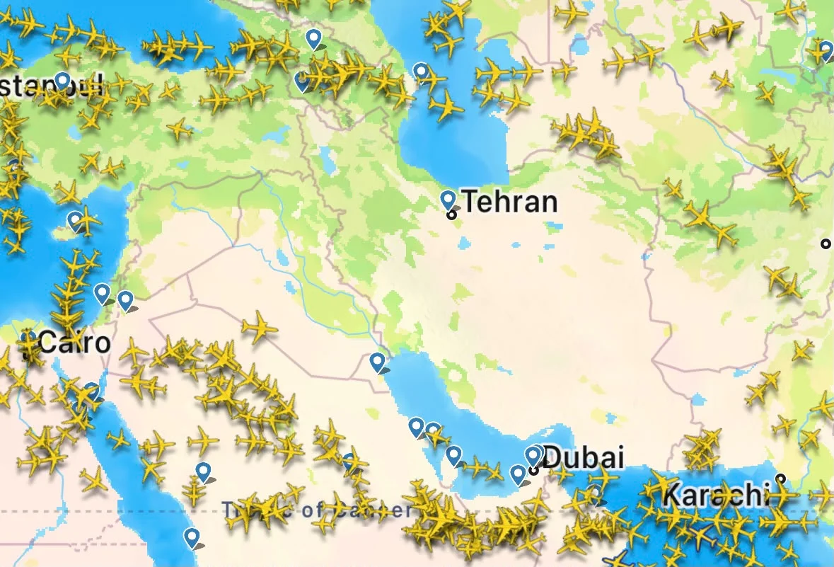 العراق يعلن إغلاق مجاله الجوي مدة 72 ساعة بعد إطلاق صواريخ إيرانية على إٍسرائيل