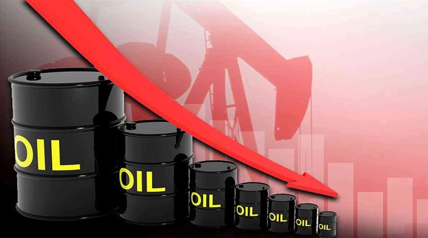 انخفاض أسعار النفط بأكثر من 5% وسط آمال بالتوصل إلى اتفاق بين الولايات المتحدة وإيران