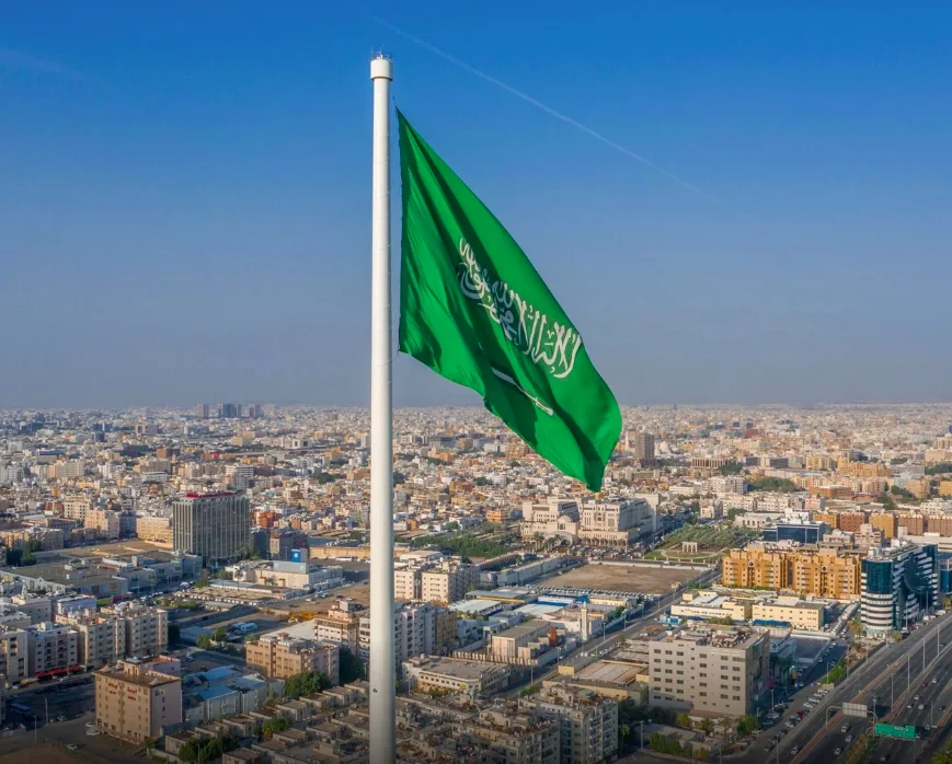 السعودية: تحطم طائرة عمودية في نجران ومقتل طاقمها الجوي