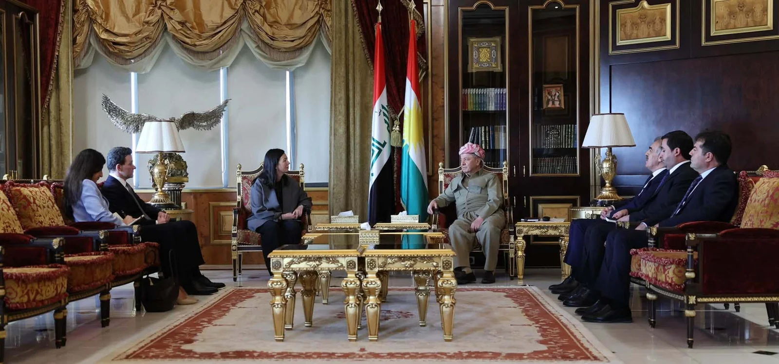 الرئيس بارزاني يستقبل مديرة مبادرة العراق في المجلس الأطلسي