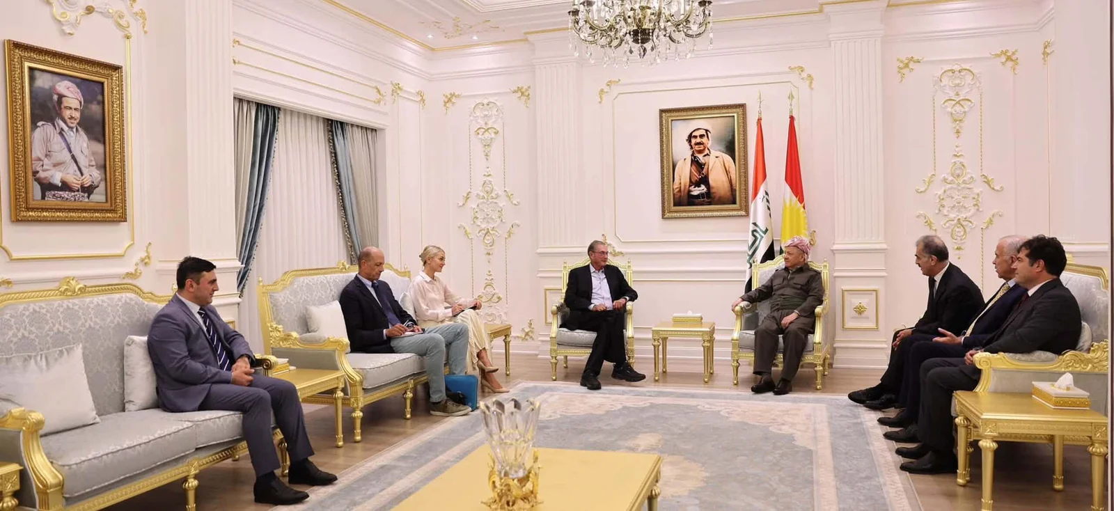الرئيس بارزاني يستقبل الرئيس الفخري للاتحاد الديمقراطي الدولي (IDU)