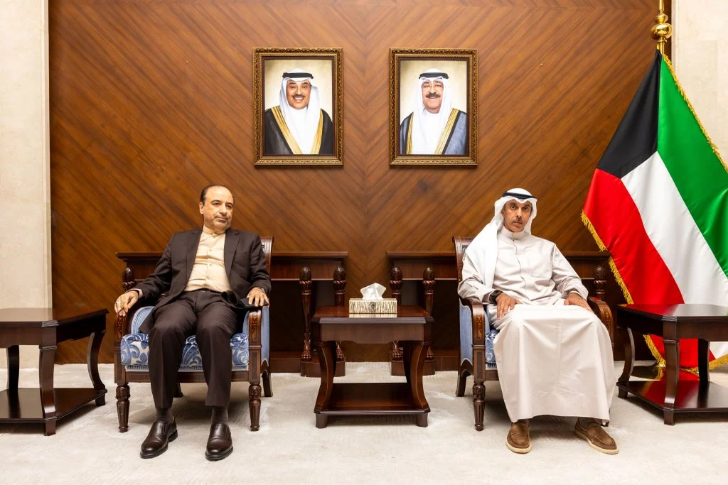 الكويت تستدعي السفير الإيراني وتسلمه مذكرة احتجاج