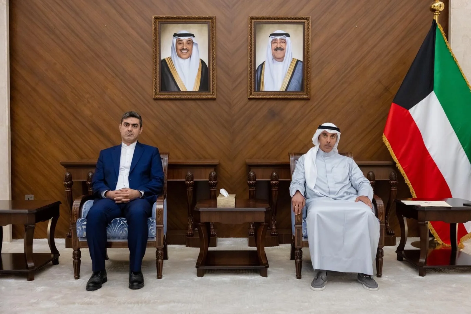 بشأن الاعتداءات الأخيرة.. الكويت تسلم إيران مذكرة احتجاج رسمية وتطرد اثنين من أعضاء بعثتها الدبلوماسية