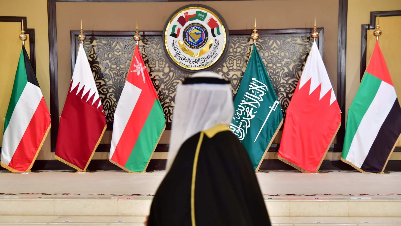 هل تستطيع دول الخليج الاستغناء عن مضيق هرمز؟