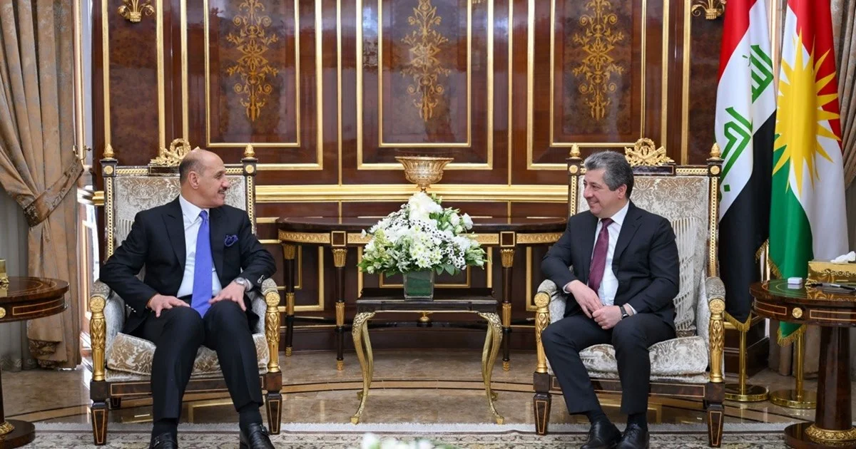 مسرور بارزاني ورئيس الاتحاد العراقي لكرة القدم يؤكدان على توطيد آليات التعاون والتنسيق بين أربيل وبغداد في المجال الرياضي
