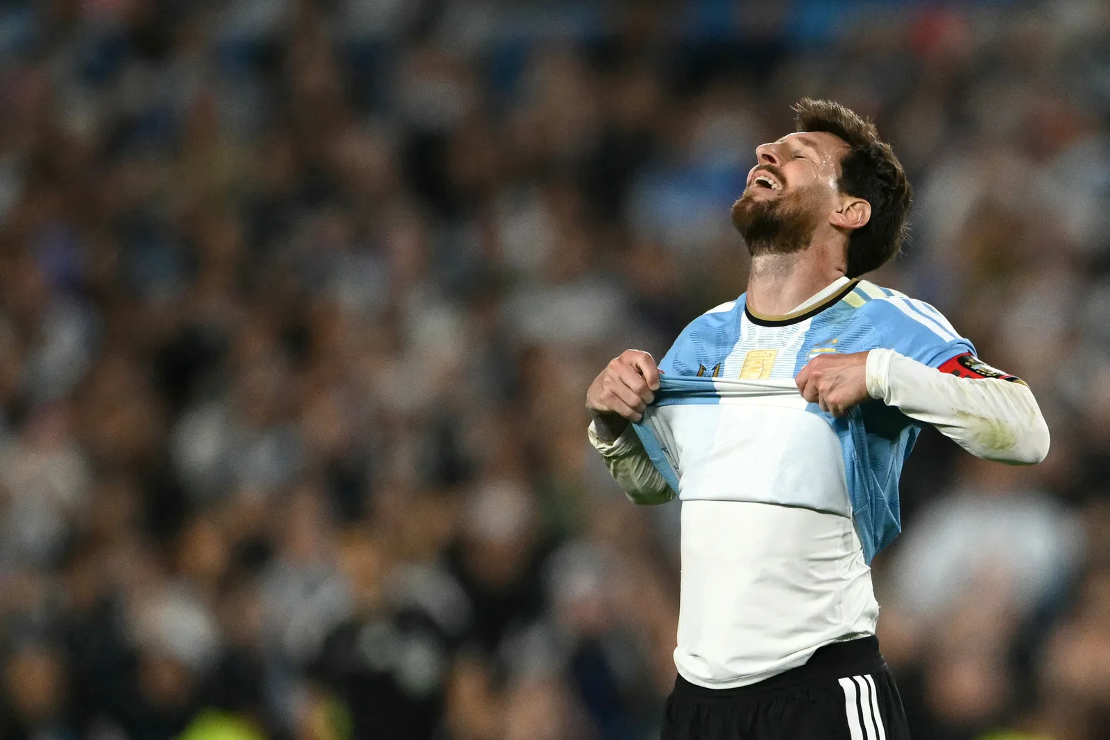 ميسي يقرّ بعد اعتزاله دوليا "أفتقد بالفعل قميص المنتخب الأرجنتيني"
