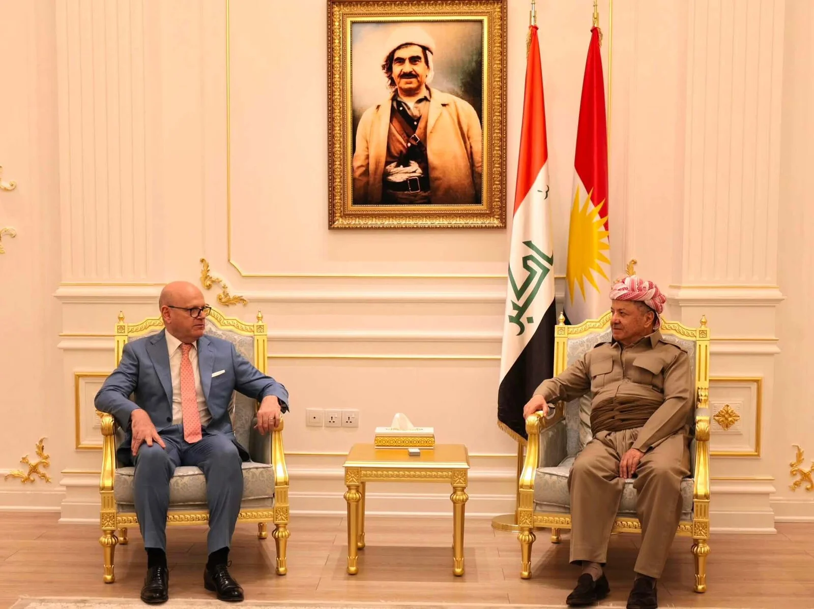 قنصل إيطاليا في أربيل يؤكد للرئيس بارزاني رغبة بلاده في تعميق أواصر الصداقة والعلاقات بين الجانبين