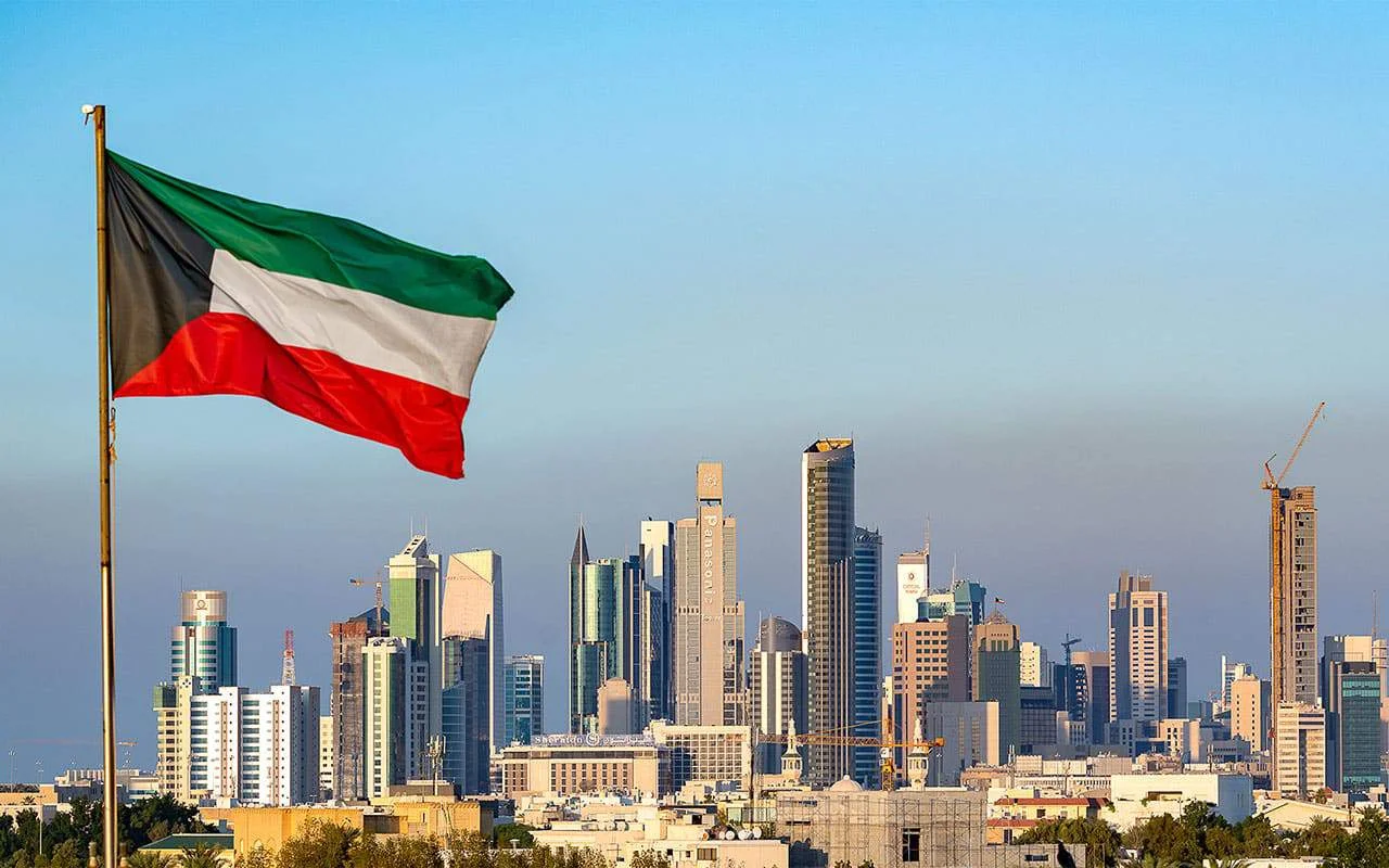 الكويت تدين الاعتداءات الإيرانية وتؤكد حقها في الدفاع عن النفس وفق القانون الدولي