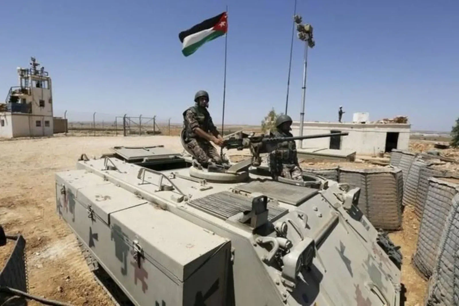 الجيش الأردني: دفاعاتنا الجوية تعاملت مع 20 صاروخاً بالستياً مصدرها إيران