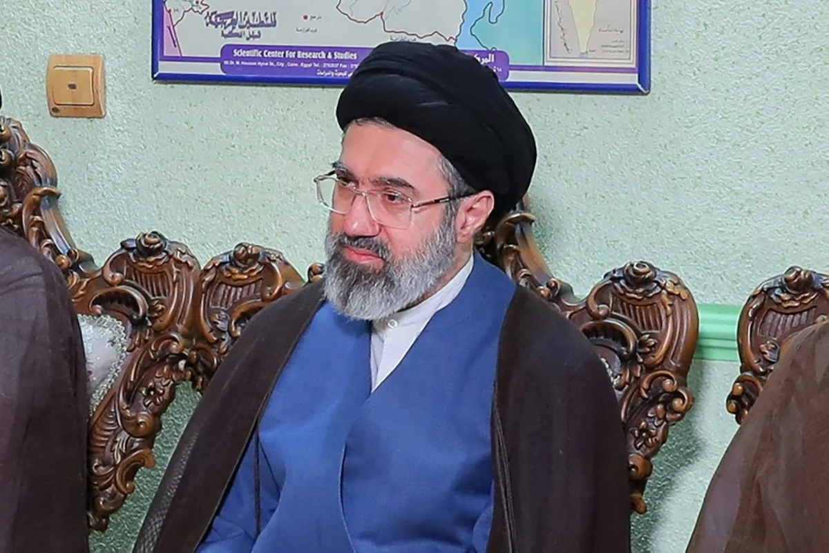 المرشد الأعلى الإيراني يحذر الولايات المتحدة من مغبة إشعال الحرب ويتوعدها بـ"دروس لا تُنسى"