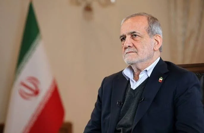 الرئيس الإيراني: سنلتزم باتفاق التهدئة إذا التزمت أميركا به