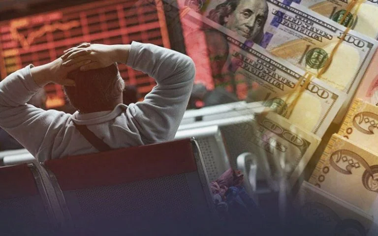 بلومبيرغ الأميركية تصف تخفيض قيمة الدينار العراقي بـ "الأكبر على الإطلاق"
